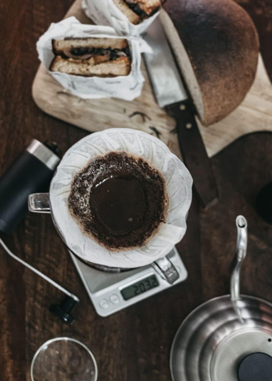 Guide Brewing Coffee with a Clever Dripper Caffeine Craze